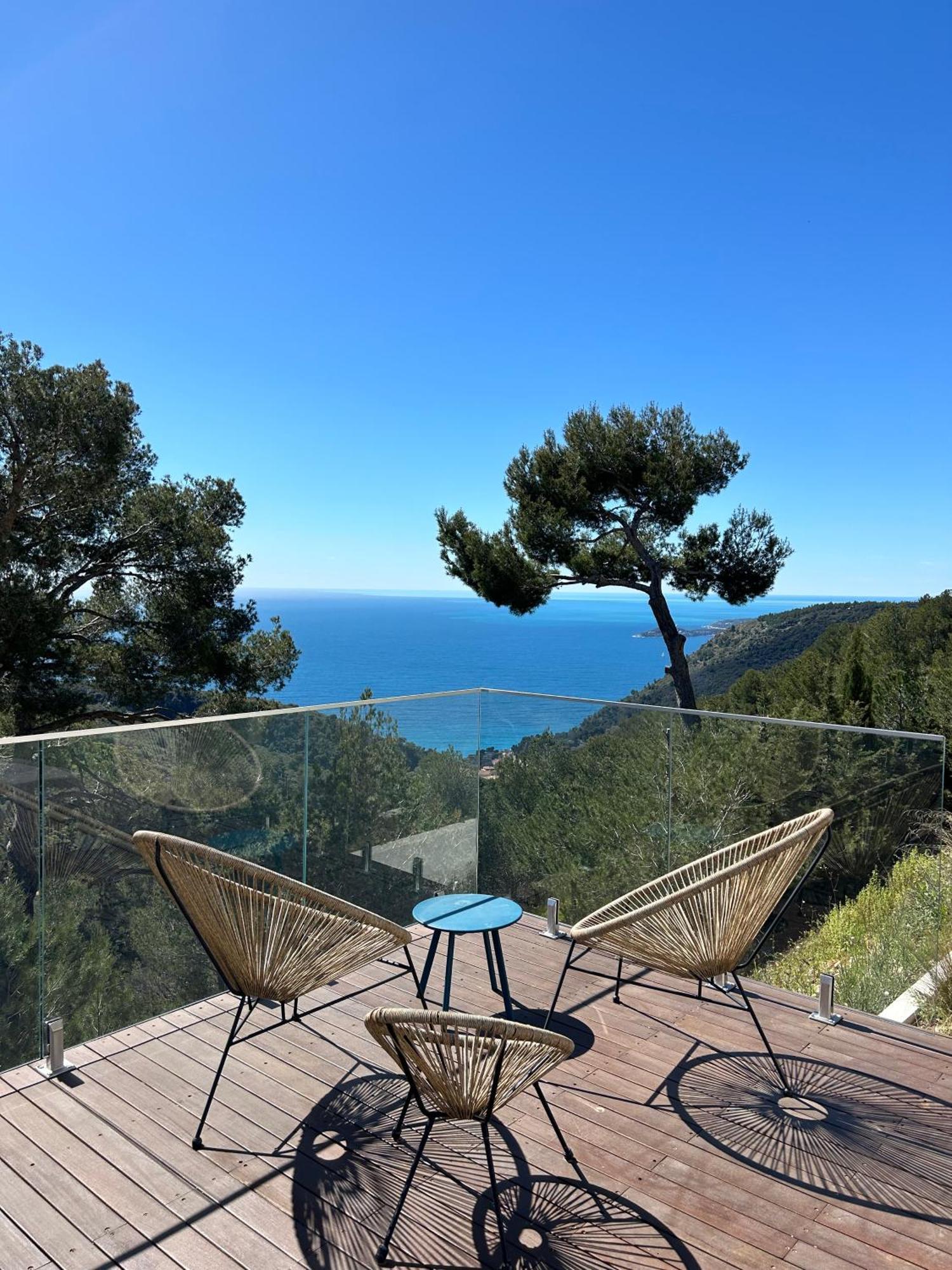 Eze - Appartement Dans Bas De Villa Avec Piscine Pres De Monaco 外观 照片